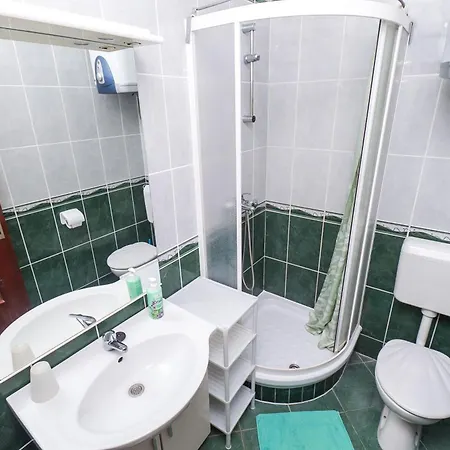 Lejlighed And Radojka *