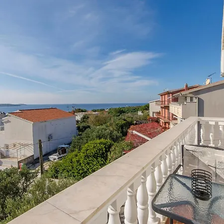 And Radojka Lejlighed