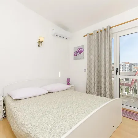 And Radojka Primošten