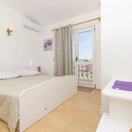 Apartment And Radojka *