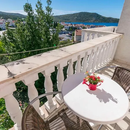 And Radojka * Primošten