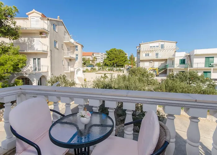 Appartement And Radojka Primošten