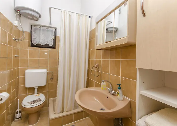 And Radojka Appartement Primošten