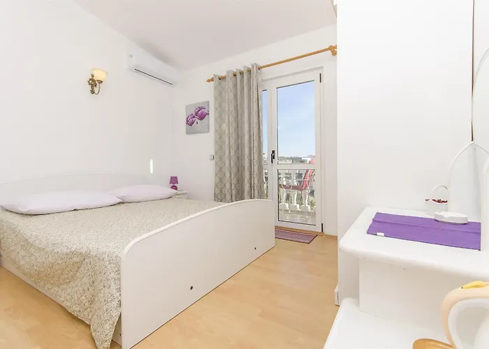 Appartement And Radojka *